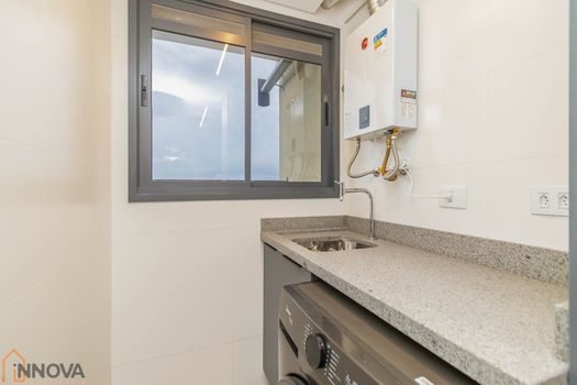 Foto 4 do(a) Apartamento de 2 quartos à venda em Novo Mundo, Curitiba
