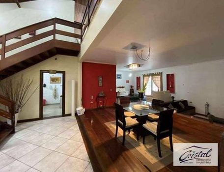 Foto 9 do(a) Casa em Condomínio de 4 quartos para alugar em Palos Verdes, Carapicuíba