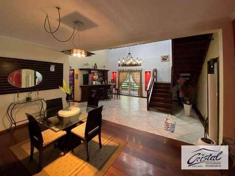 Foto 14 do(a) Casa em Condomínio de 4 quartos para alugar em Palos Verdes, Carapicuíba