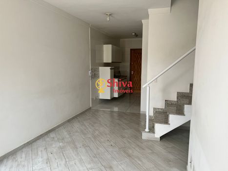 Foto 2 do(a) Casa em Condomínio de 3 quartos à venda em Vila Aricanduva, São Paulo