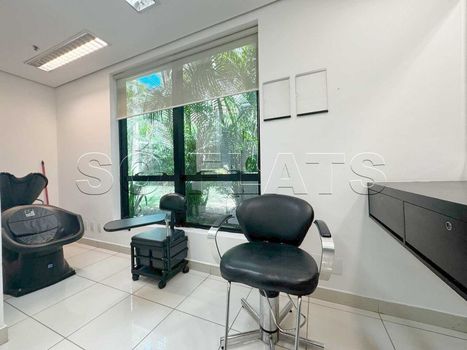 Foto 41 do(a) Flat de 2 quartos à venda em Moema, São Paulo