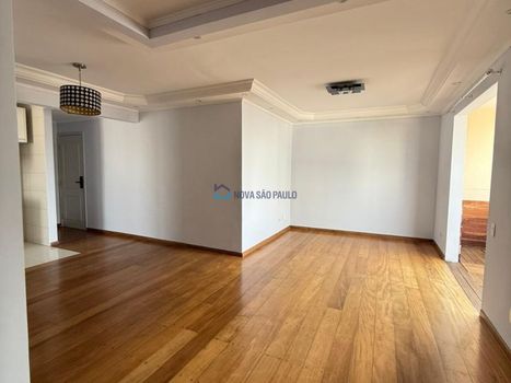 Foto 1 do(a) Apartamento de 3 quartos à venda em Vila Gumercindo, São Paulo