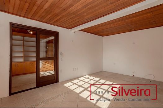 Foto 4 do(a) Apartamento de 3 quartos à venda em Mont Serrat, Porto Alegre