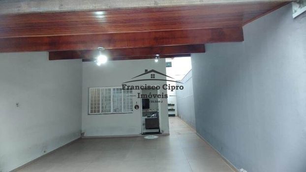 Foto 1 do(a) Casa de 5 quartos à venda em Jardim Rony, Guaratinguetá