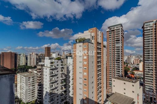 Foto 38 do(a) Apartamento de 2 quartos à venda em Itaim Bibi, São Paulo