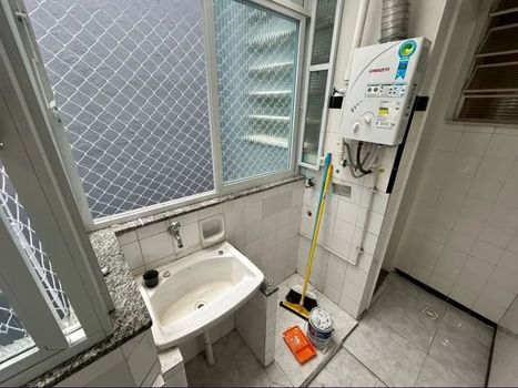 Foto 7 do(a) Apartamento de 2 quartos à venda em Laranjeiras, Rio de Janeiro
