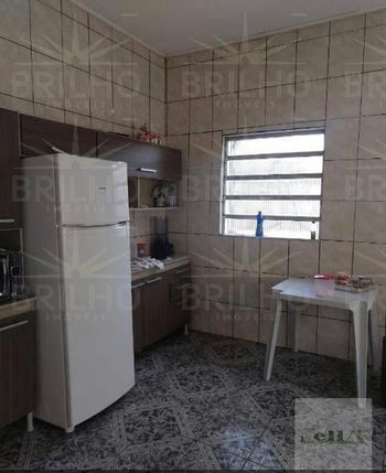 Foto 3 do(a) Casa de 2 quartos à venda em Vila Silviânia, Carapicuíba