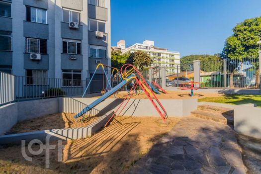Foto 39 do(a) Apartamento de 3 quartos à venda em Vila Ipiranga, Porto Alegre