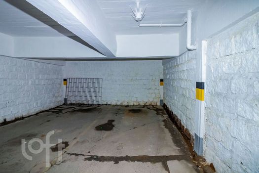 Foto 30 do(a) Apartamento de 3 quartos à venda em Vila Ipiranga, Porto Alegre