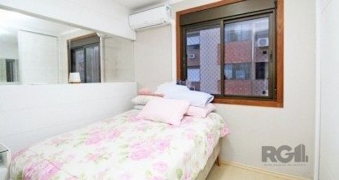 Foto 19 do(a) Apartamento de 2 quartos à venda em Cristal, Porto Alegre