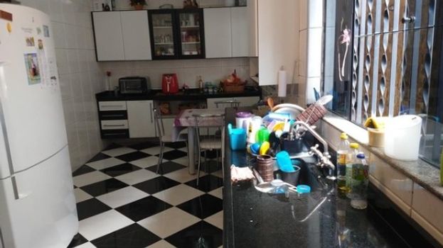 Foto 6 do(a) Casa de 4 quartos à venda em Vila Califórnia, São Paulo