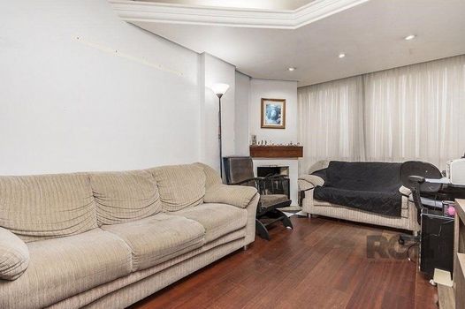 Foto 1 do(a) Cobertura de 3 quartos à venda em Passo da Areia, Porto Alegre