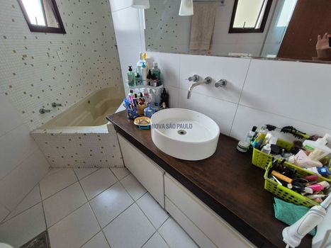 Foto 17 do(a) Apartamento de 4 quartos à venda em Vila Mariana, São Paulo