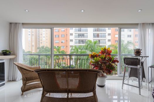 Foto 3 do(a) Apartamento de 3 quartos à venda em Jardim Europa, Porto Alegre