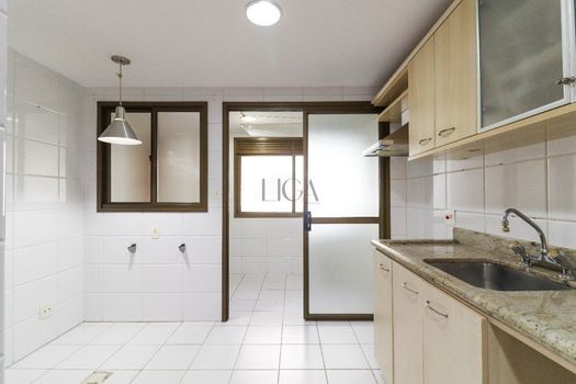 Foto 9 do(a) Apartamento de 3 quartos à venda em Petrópolis, Porto Alegre