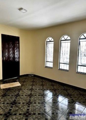 Foto 4 do(a) Casa de 3 quartos à venda em Jardim América, Maringá