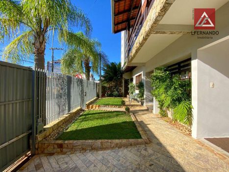Foto 4 do(a) Casa de 4 quartos à venda em Vila Nova, Blumenau