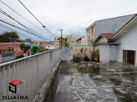 Foto 3 do(a) Casa de 3 quartos à venda em Vila Junqueira, Santo André