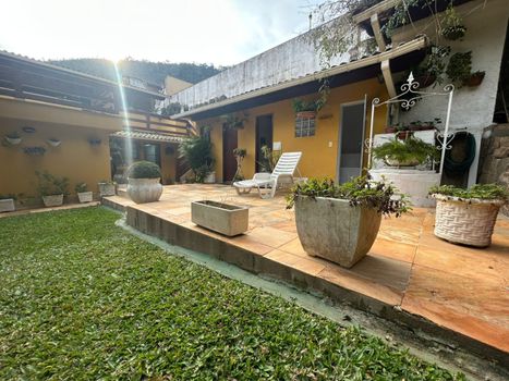 Foto 11 do(a) Casa de 4 quartos à venda em Nogueira, Petrópolis