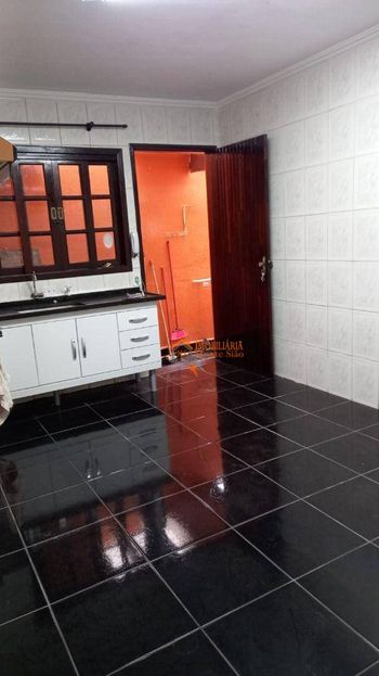 Foto 9 do(a) Casa de 4 quartos à venda em Jardim Terezópolis, Guarulhos