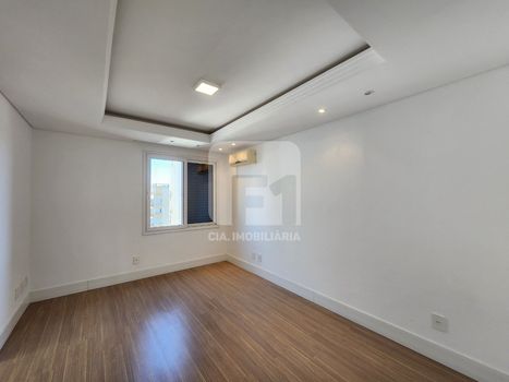 Foto 38 do(a) Cobertura de 3 quartos à venda em Centro, Florianópolis