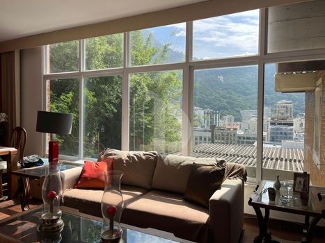 Foto 1 do(a) Casa em Condomínio de 3 quartos à venda em Botafogo, Rio de Janeiro