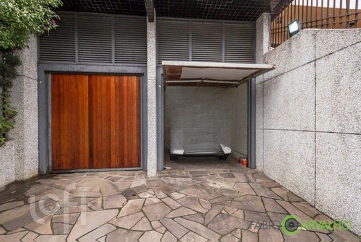 Foto 35 do(a) Apartamento de 2 quartos à venda em Higienópolis, Porto Alegre