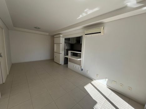Foto 25 do(a) Apartamento de 2 quartos à venda em Centro, Florianópolis