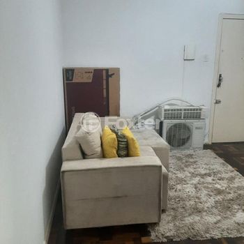 Foto 1 do(a) Apartamento de 1 quartos à venda em Auxiliadora, Porto Alegre
