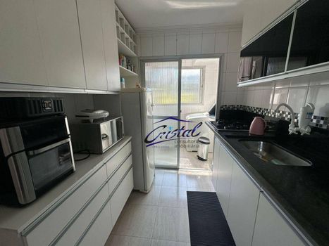 Foto 11 do(a) Apartamento de 3 quartos para alugar em Jardim Ester, São Paulo
