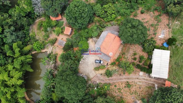 Foto 1 do(a) Fazenda / Sítio / Chácara de 2 quartos à venda em Amaral, Nova Serrana