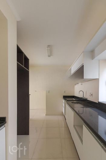 Foto 9 do(a) Apartamento de 2 quartos à venda em Centro Histórico, Porto Alegre