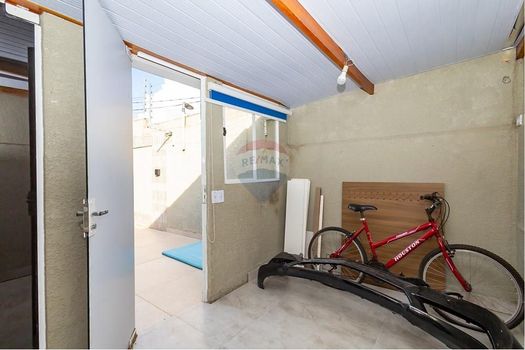 Foto 41 do(a) Casa de 3 quartos à venda em Santa Cândida, Curitiba