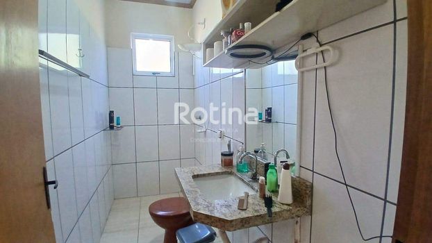 Foto 6 do(a) Loja de 3 quartos à venda em São Jorge, Uberlândia