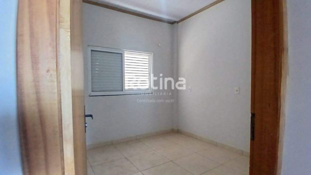 Foto 7 do(a) Loja de 3 quartos à venda em São Jorge, Uberlândia
