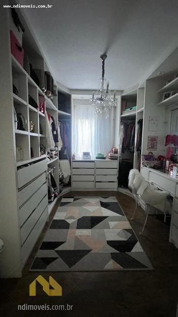 Foto 6 do(a) Casa de 3 quartos à venda em Vila Oliveira, Mogi das Cruzes