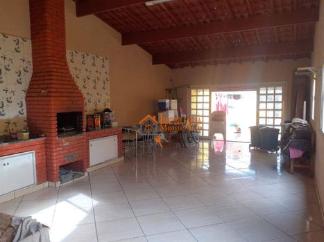 Foto 1 do(a) Casa de 7 quartos à venda em Vila Pereta, Poá