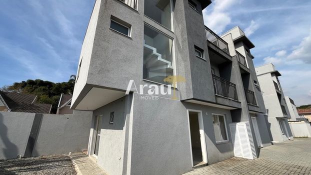 Foto 1 do(a) Apartamento de 2 quartos à venda em Uberaba, Curitiba