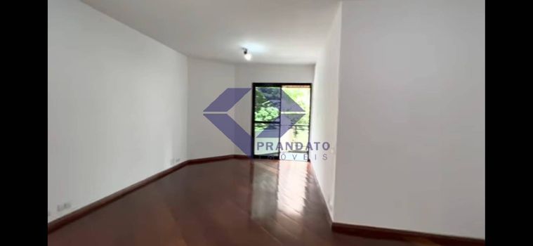Foto 4 do(a) Apartamento de 3 quartos à venda em Moema, São Paulo