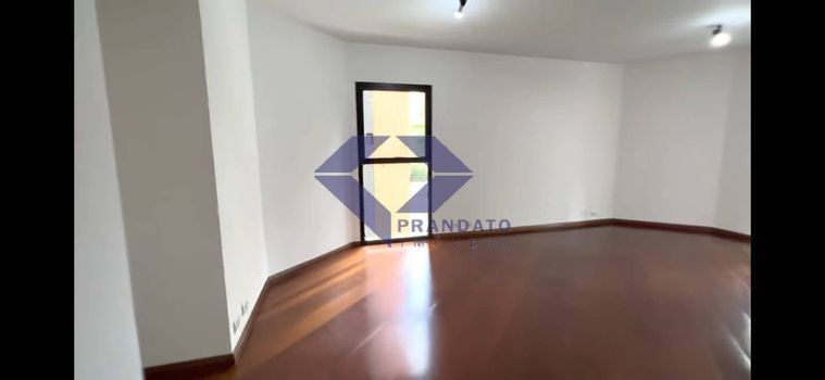 Foto 3 do(a) Apartamento de 3 quartos à venda em Moema, São Paulo