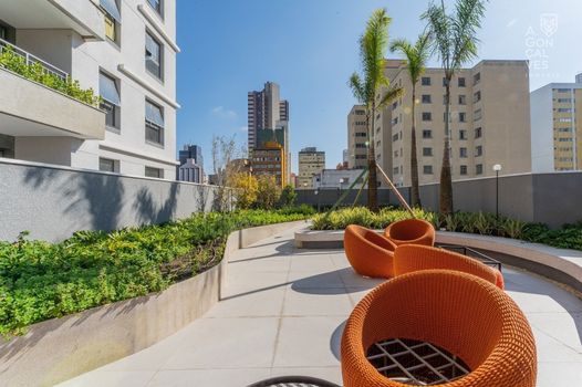 Foto 38 do(a) Apartamento de 2 quartos à venda em Centro, Curitiba