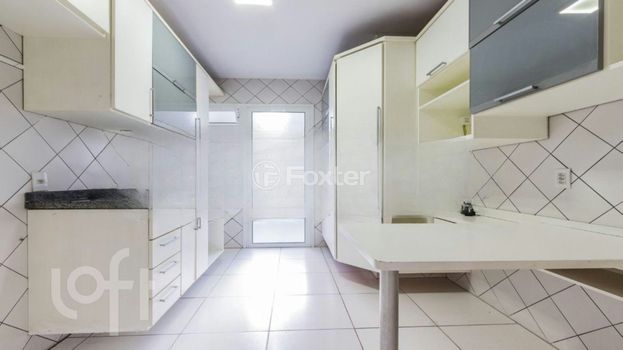 Foto 6 do(a) Apartamento de 3 quartos à venda em Auxiliadora, Porto Alegre