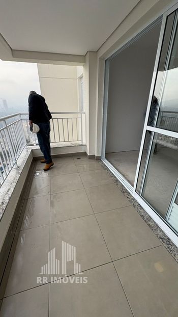 Foto 2 do(a) Apartamento de 3 quartos à venda em Jardim Esperança, Barueri