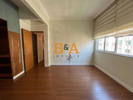 Foto 18 do(a) Apartamento de 4 quartos à venda em Copacabana, Rio de Janeiro