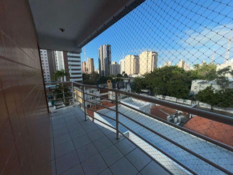 Foto 3 do(a) Apartamento de 3 quartos à venda em Dionisio Torres, Fortaleza