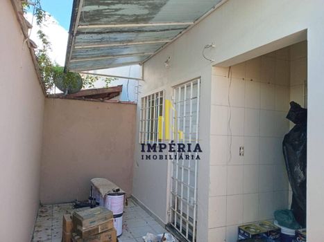 Foto 13 do(a) Casa de 2 quartos à venda em Praia das Palmeiras, Caraguatatuba