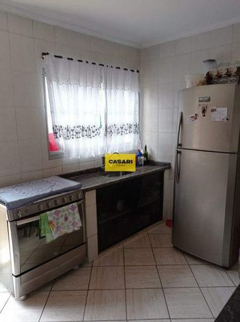 Foto 4 do(a) Casa de 3 quartos à venda em Vila Lutécia, Santo André
