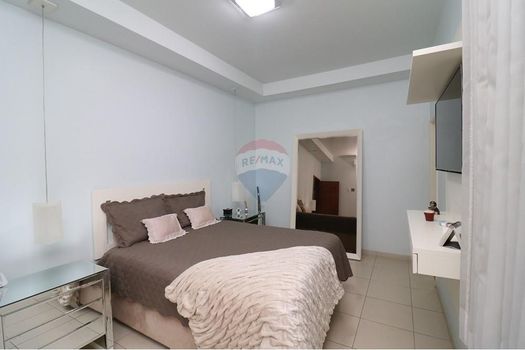 Foto 44 do(a) Casa de 6 quartos à venda em Jardim Guanabara, Rio de Janeiro