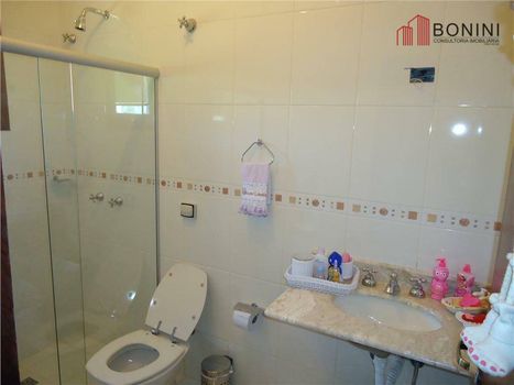 Foto 11 do(a) Fazenda / Sítio / Chácara de 4 quartos à venda em Chácara Letônia, Americana