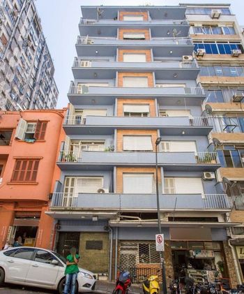 Foto 1 do(a) Apartamento de 3 quartos à venda em Centro Histórico, Porto Alegre